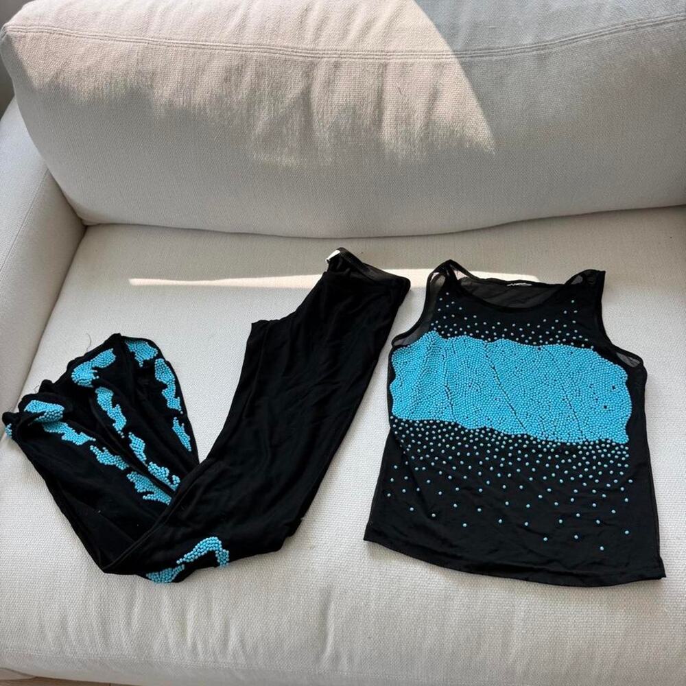 Cheryl creations black two piece performance danceware